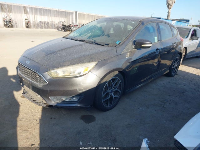 1FADP3K24GL275883 Ford FOCUS SE