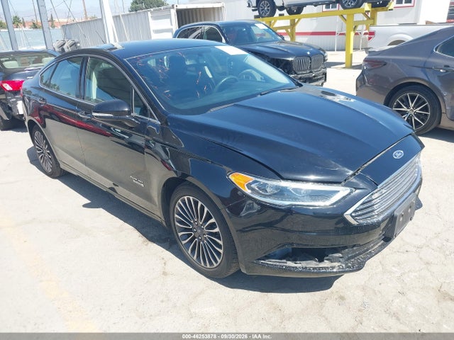 46253878 :رقم المزاد ، 3FA6P0PU2JR204367 vin ، 2018 Ford Fusion Energi Se Luxury مزاد بيع