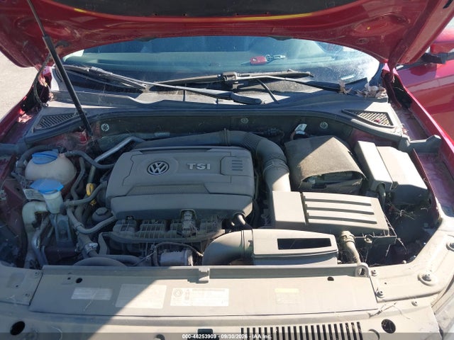 2015 Volkswagen Passat 1.8t Wolfsburg Edition მანქანა იყიდება აუქციონზე, vin: 1VWAT7A32FC056667, აუქციონის ნომერი: 46253909
