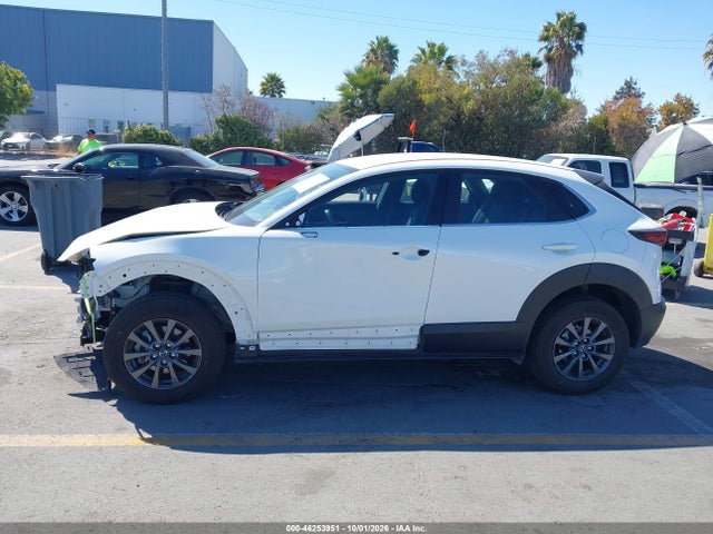 46253951 :رقم المزاد ، 3MVDMBAM9PM570751 vin ، 2023 Mazda Cx-30 2.5 S مزاد بيع