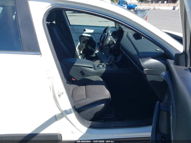 46253951 :رقم المزاد ، 3MVDMBAM9PM570751 vin ، 2023 Mazda Cx-30 2.5 S مزاد بيع