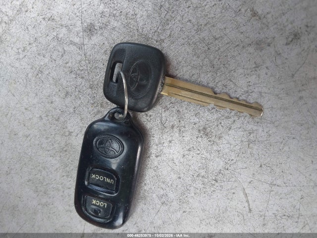 2004 Toyota Corolla Le მანქანა იყიდება აუქციონზე, vin: 1NXBR32E04Z230768, აუქციონის ნომერი: 46253975