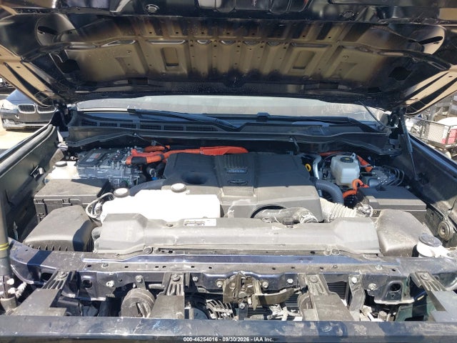 Продаж на аукціоні авто 2025 Toyota Tundra Hybrid Platinum Hybrid Crewmax 5.5' Bed, vin: 5TFNC5DB5SX100689, номер лоту: 46254016