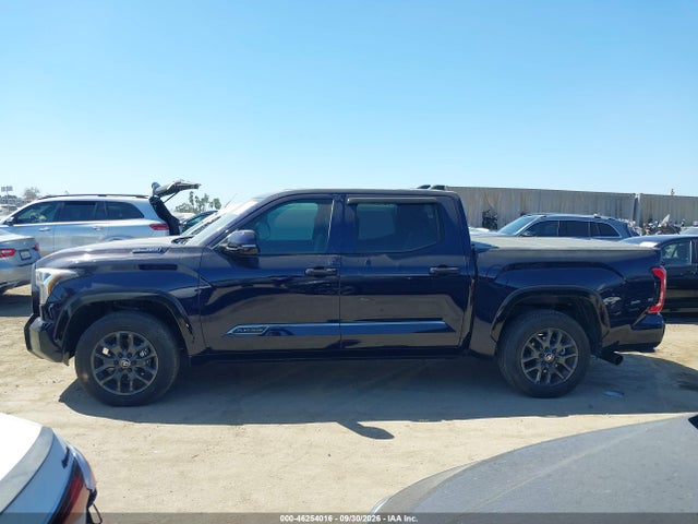 Продаж на аукціоні авто 2025 Toyota Tundra Hybrid Platinum Hybrid Crewmax 5.5' Bed, vin: 5TFNC5DB5SX100689, номер лоту: 46254016