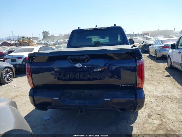 Продаж на аукціоні авто 2025 Toyota Tundra Hybrid Platinum Hybrid Crewmax 5.5' Bed, vin: 5TFNC5DB5SX100689, номер лоту: 46254016