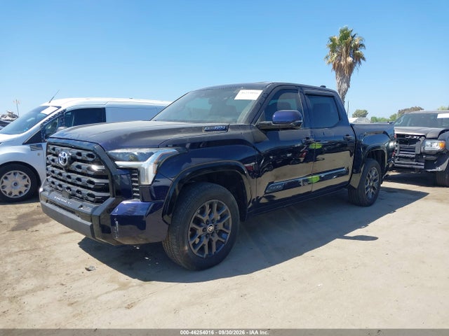Продаж на аукціоні авто 2025 Toyota Tundra Hybrid Platinum Hybrid Crewmax 5.5' Bed, vin: 5TFNC5DB5SX100689, номер лоту: 46254016