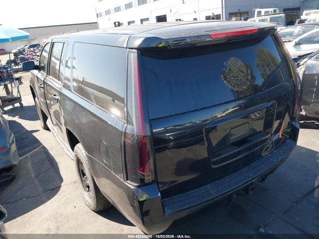 2015 Chevrolet Suburban 1500 Ls მანქანა იყიდება აუქციონზე, vin: 1GNSCHKCXFR281726, აუქციონის ნომერი: 46254090
