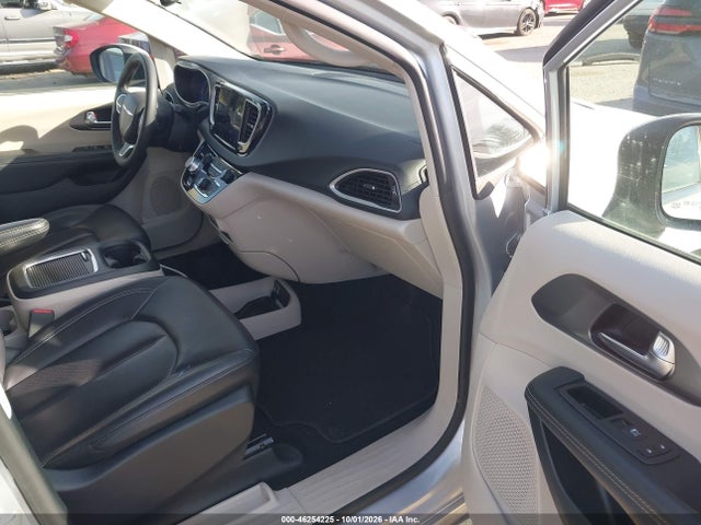 Aukcja sprzedaży 2023 Chrysler Pacifica Touring L, vin: 2C4RC1BG8PR620657, numer aukcji: 46254225