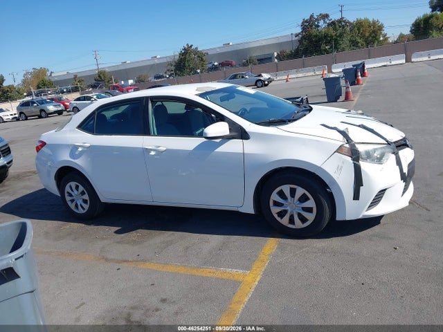 Продажа на аукционе авто 2016 Toyota Corolla L, vin: 5YFBURHE0GP377946, номер лота: 46254251