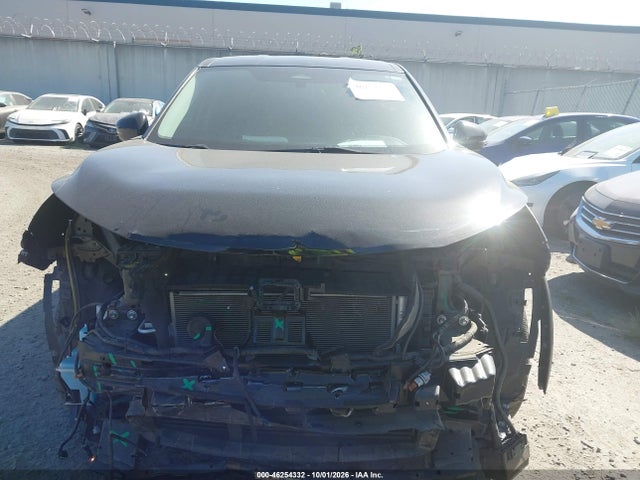 5N1AT3BA9MC737412 Nissan Rogue Sv Fwd
