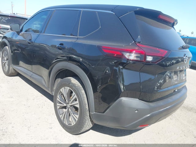5N1AT3BA9MC737412 Nissan Rogue Sv Fwd