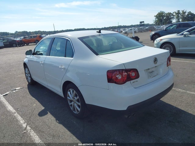 2010 Volkswagen Jetta Se მანქანა იყიდება აუქციონზე, vin: 3VWRX7AJ6AM033809, აუქციონის ნომერი: 46254336