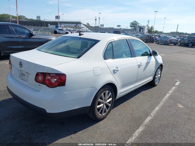 2010 Volkswagen Jetta Se მანქანა იყიდება აუქციონზე, vin: 3VWRX7AJ6AM033809, აუქციონის ნომერი: 46254336
