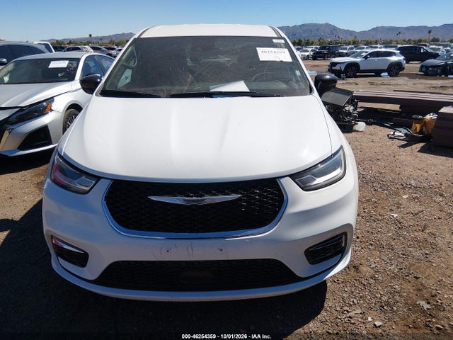 2025 Chrysler Pacifica Select მანქანა იყიდება აუქციონზე, vin: 2C4RC1BG8SR520499, აუქციონის ნომერი: 46254359