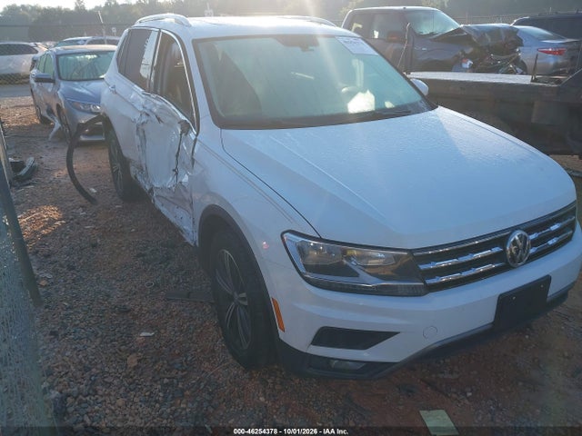 2018 Volkswagen Tiguan 2.0t Se/2.0t Sel მანქანა იყიდება აუქციონზე, vin: 3VV2B7AXXJM037788, აუქციონის ნომერი: 46254378