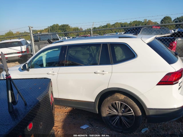 2018 Volkswagen Tiguan 2.0t Se/2.0t Sel მანქანა იყიდება აუქციონზე, vin: 3VV2B7AXXJM037788, აუქციონის ნომერი: 46254378