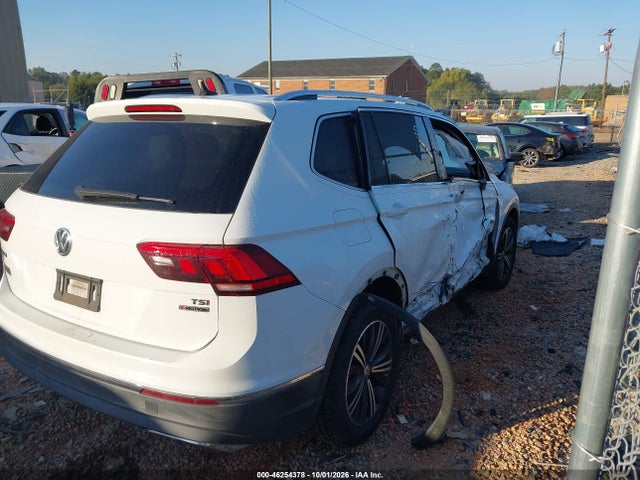 2018 Volkswagen Tiguan 2.0t Se/2.0t Sel მანქანა იყიდება აუქციონზე, vin: 3VV2B7AXXJM037788, აუქციონის ნომერი: 46254378