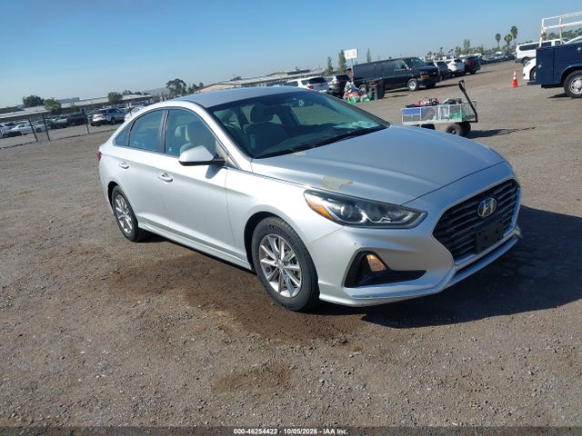 Продаж на аукціоні авто 2018 Hyundai Sonata Eco, vin: 5NPE24AA5JH693571, номер лоту: 46254422