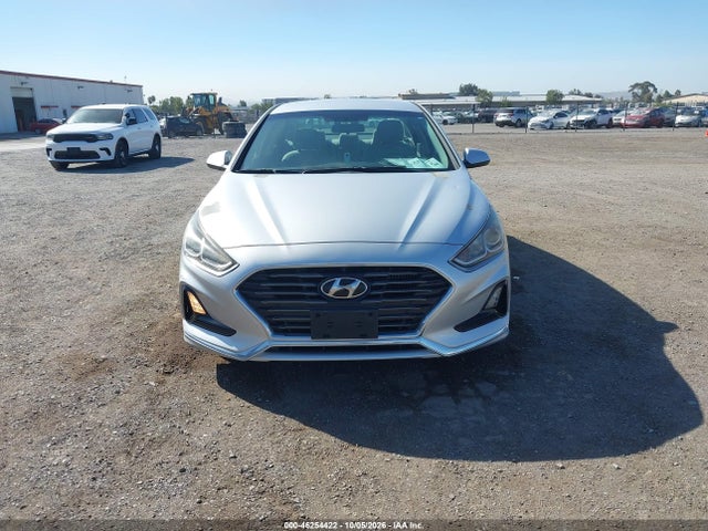 Продаж на аукціоні авто 2018 Hyundai Sonata Eco, vin: 5NPE24AA5JH693571, номер лоту: 46254422