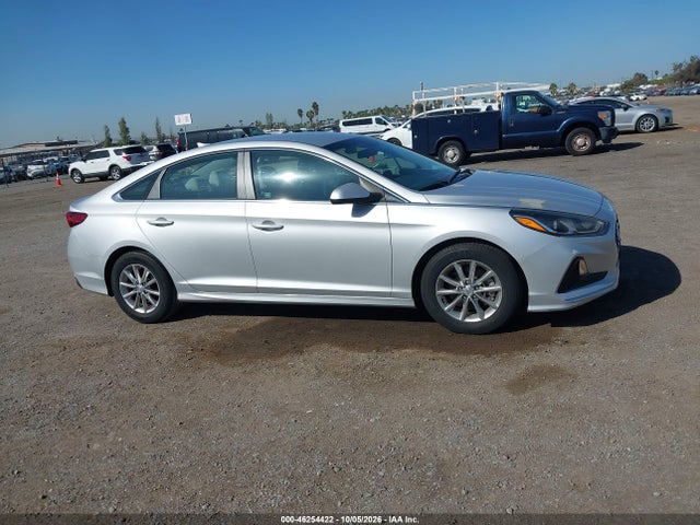 Продаж на аукціоні авто 2018 Hyundai Sonata Eco, vin: 5NPE24AA5JH693571, номер лоту: 46254422