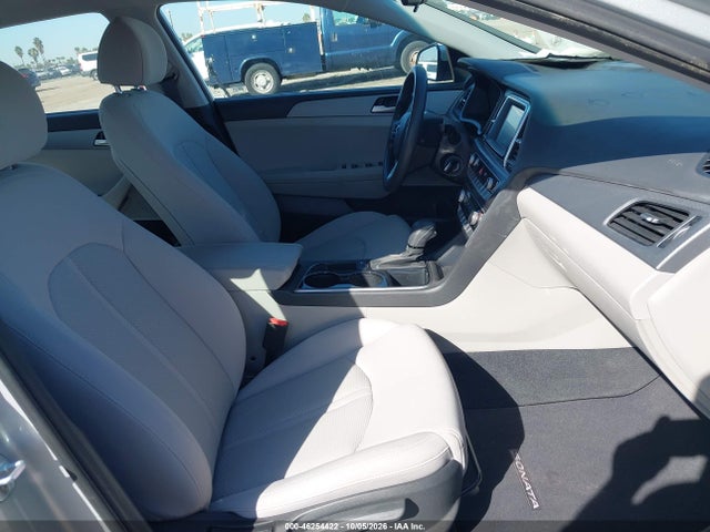 Продаж на аукціоні авто 2018 Hyundai Sonata Eco, vin: 5NPE24AA5JH693571, номер лоту: 46254422