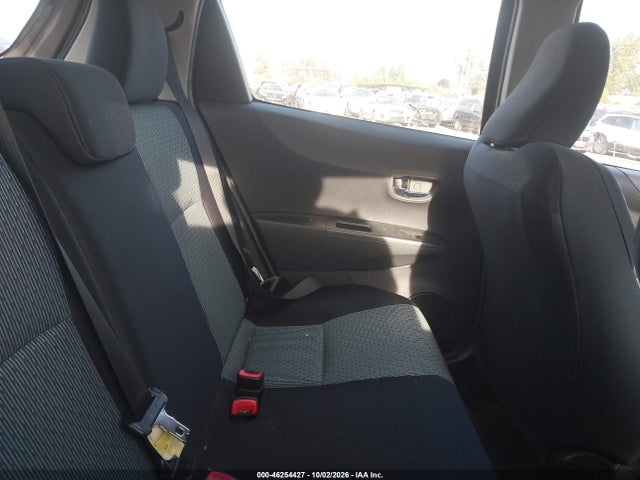 46254427 :رقم المزاد ، JTDKTUD38CD501212 vin ، 2012 Toyota Yaris Se مزاد بيع