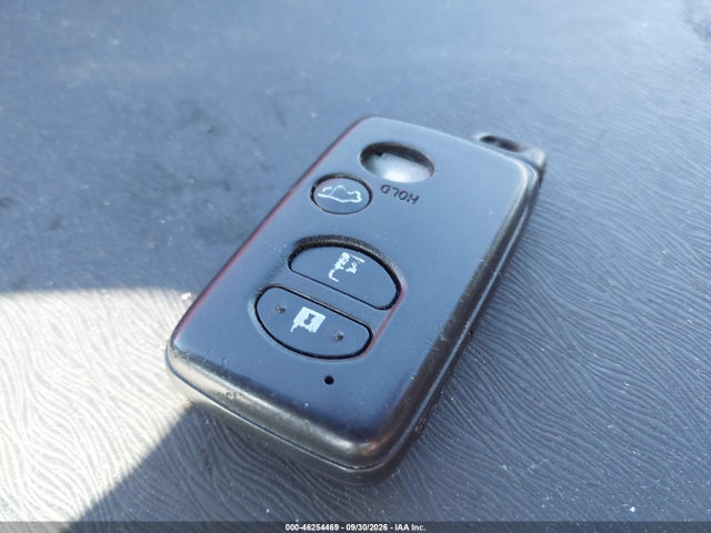46254469 :رقم المزاد ، JTDKN3DU7B0260231 vin ، 2011 Toyota Prius Three مزاد بيع