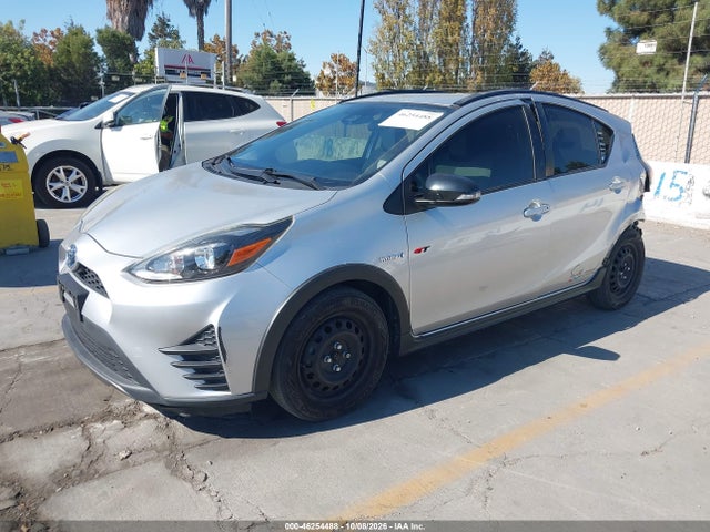 46254488 :رقم المزاد ، JTDKDTB35J1601907 vin ، 2018 Toyota Prius C One مزاد بيع