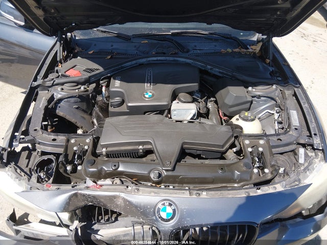 BMW 320i 2014 WBA3B1G5XENS80855 Image 10
