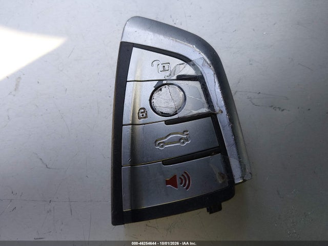 BMW 320i 2014 WBA3B1G5XENS80855 Image 11