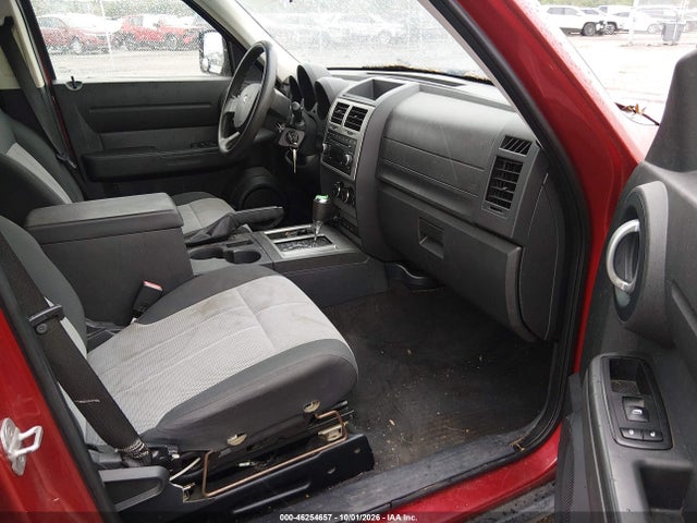 2008 Dodge Nitro Sxt მანქანა იყიდება აუქციონზე, vin: 1D8GU28K38W138548, აუქციონის ნომერი: 46254657
