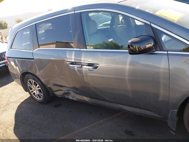 46254683 :رقم المزاد ، 5FNRL5H45DB027558 vin ، 2013 Honda Odyssey Ex مزاد بيع