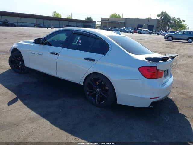 WBA3C1C53FK118944 BMW 328I
