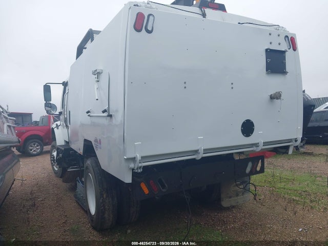 46254723 :رقم المزاد ، 1FVACXFC7RHUT2285 vin ، 2024 Freightliner M2 106 - Sweeper مزاد بيع