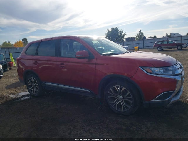 46254725 :رقم المزاد ، JA4AZ3A33JZ016270 vin ، 2018 Mitsubishi Outlander Se مزاد بيع