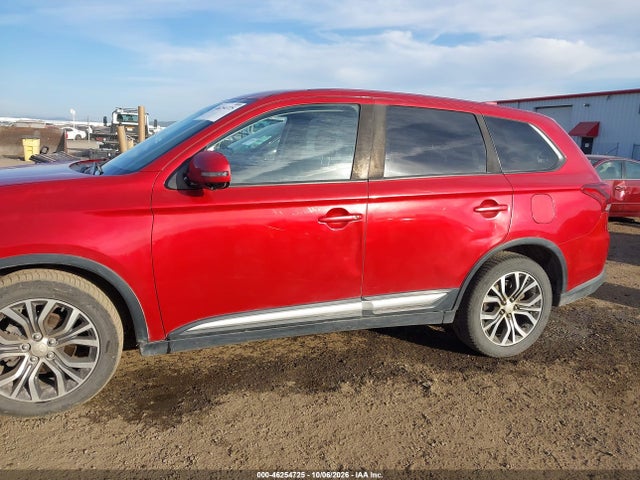 46254725 :رقم المزاد ، JA4AZ3A33JZ016270 vin ، 2018 Mitsubishi Outlander Se مزاد بيع