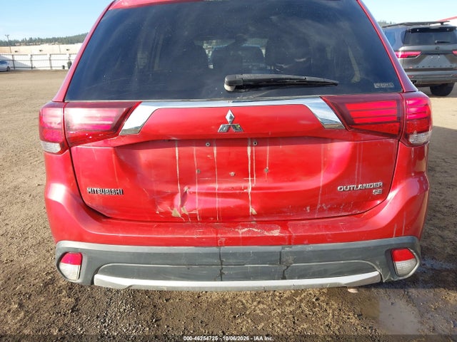 46254725 :رقم المزاد ، JA4AZ3A33JZ016270 vin ، 2018 Mitsubishi Outlander Se مزاد بيع