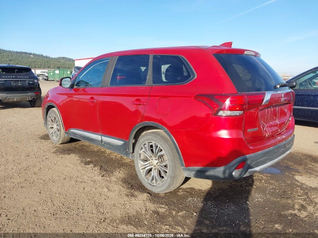 46254725 :رقم المزاد ، JA4AZ3A33JZ016270 vin ، 2018 Mitsubishi Outlander Se مزاد بيع