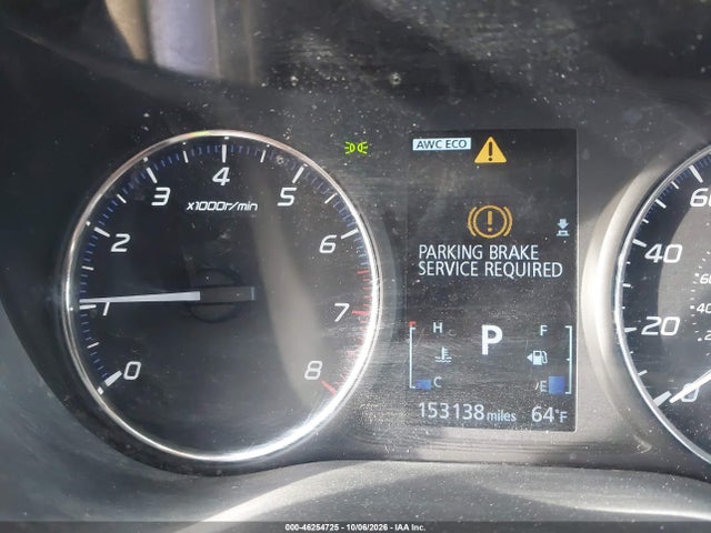 46254725 :رقم المزاد ، JA4AZ3A33JZ016270 vin ، 2018 Mitsubishi Outlander Se مزاد بيع