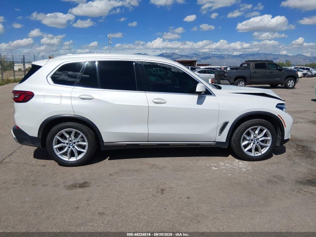 5UXCR6C55KLL03725 BMW X5 Xdrive40i