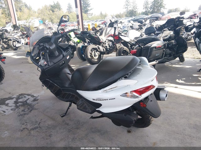 46254822 :رقم المزاد ، MLCCH41A6L1600060 vin ، 2020 Suzuki Uh200 مزاد بيع