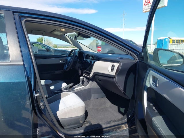 2017 Toyota Corolla Le მანქანა იყიდება აუქციონზე, vin: 2T1BURHE5HC908852, აუქციონის ნომერი: 46254922