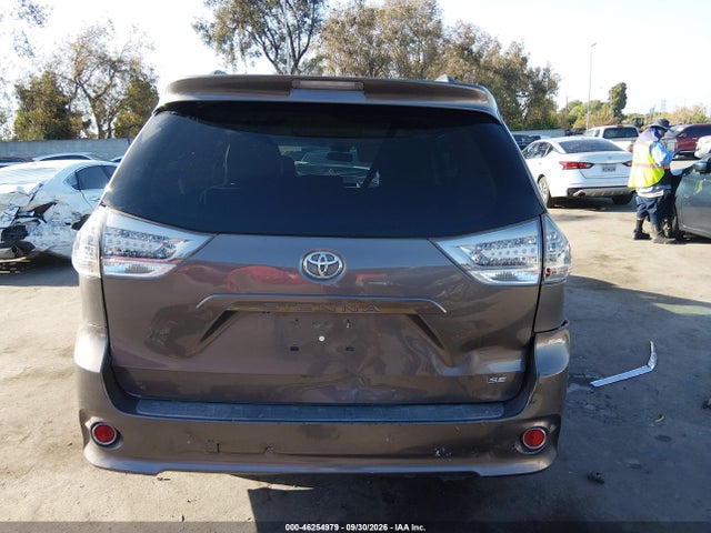 2013 Toyota Sienna Se 8 Passenger მანქანა იყიდება აუქციონზე, vin: 5TDXK3DC0DS384122, აუქციონის ნომერი: 46254979