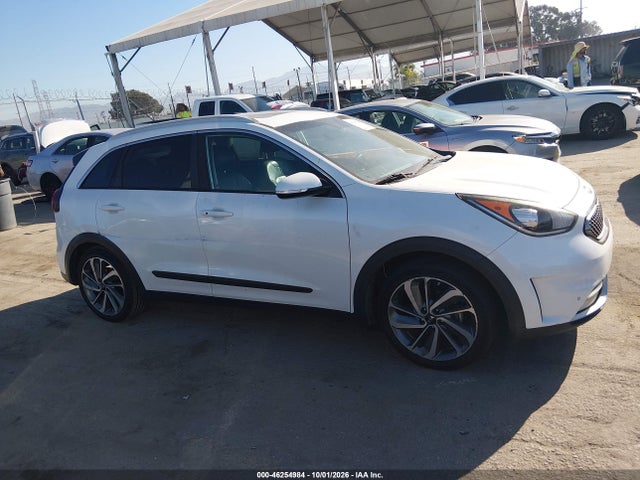 Продажа на аукционе авто 2017 Kia Niro Touring, vin: KNDCE3LC9H5042879, номер лота: 46254984
