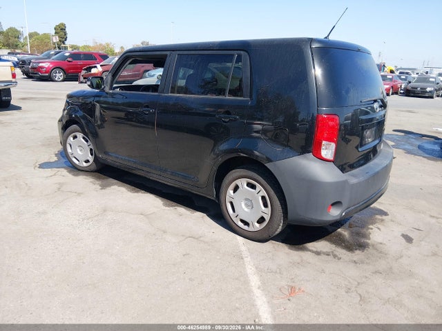 Scion XB 2015 JTLZE4FE4FJ066707 Image 3
