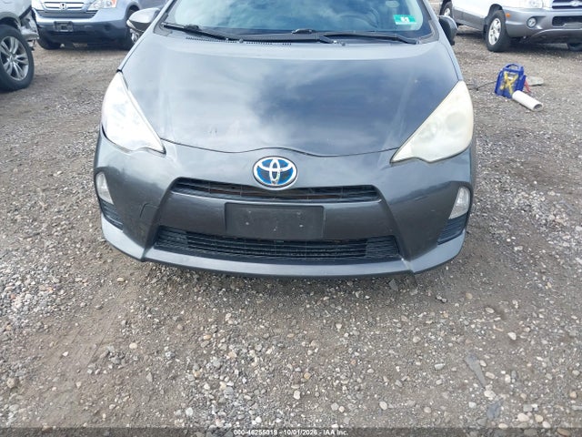 Продажа на аукционе авто 2013 Toyota Prius C One, vin: JTDKDTB36D1542273, номер лота: 46255019