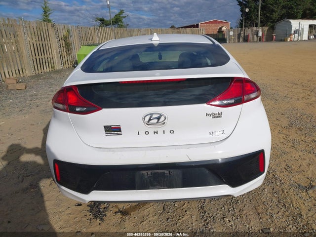 2019 Hyundai Ioniq Hybrid Blue მანქანა იყიდება აუქციონზე, vin: KMHC65LC7KU169051, აუქციონის ნომერი: 46255299