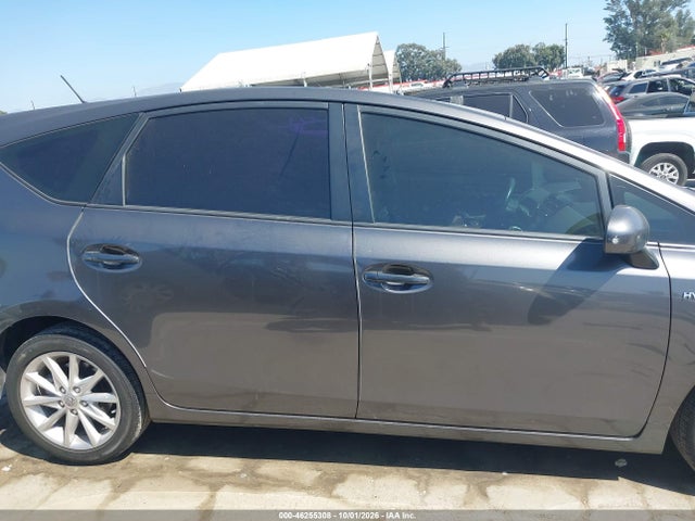 46255308 :رقم المزاد ، JTDZN3EUXEJ014351 vin ، 2014 Toyota Prius V Five مزاد بيع