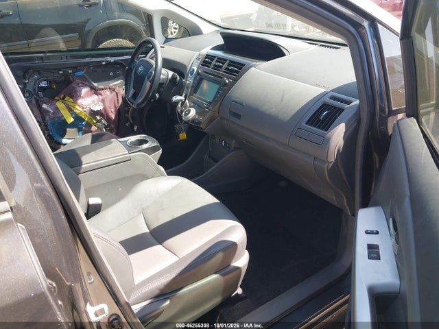 46255308 :رقم المزاد ، JTDZN3EUXEJ014351 vin ، 2014 Toyota Prius V Five مزاد بيع