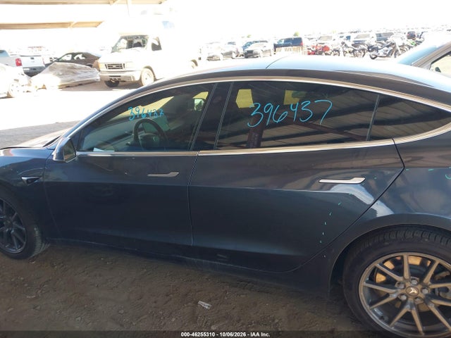Tesla MODEL 3 2019 5YJ3E1EA7KF396437 Image 13